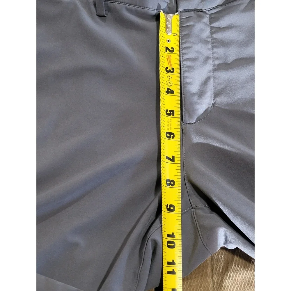 NIKE GOLF Mens Size 34x32 Standard Fit Stretch Performance Pants Gray 833194-021